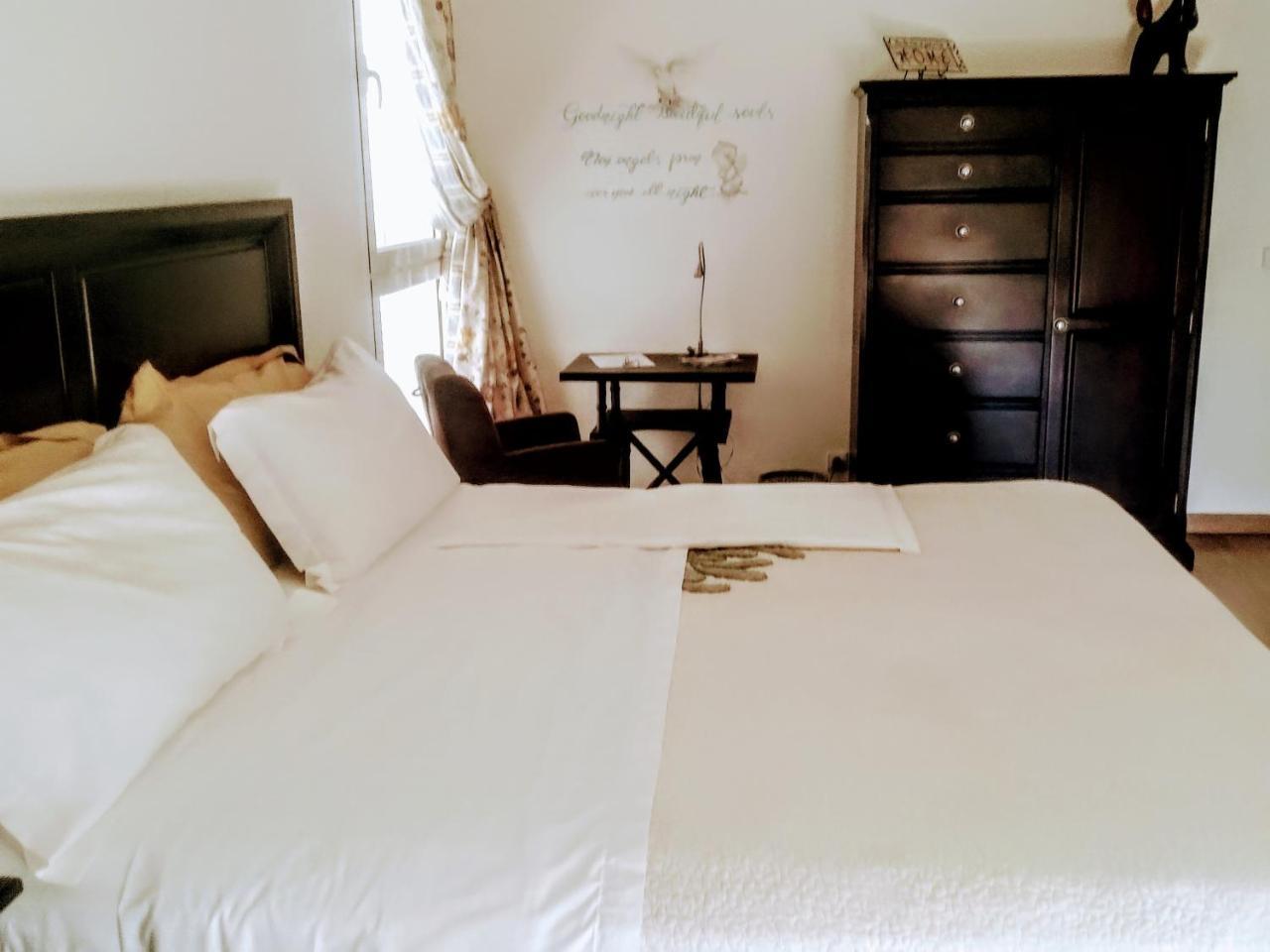 Bed and Breakfast @Georgette Mindelo Exterior foto
